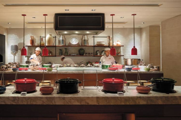 Oceano open kitchen